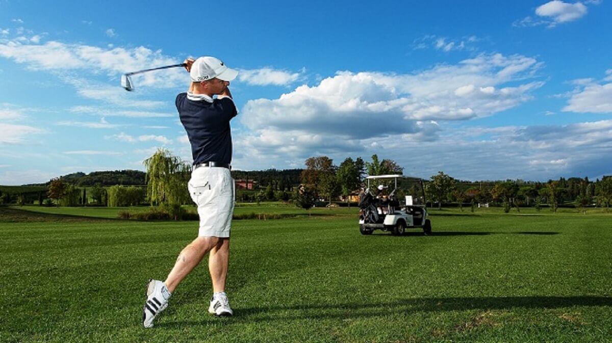 Hướng dẫn cách chơi Golf cơ bản không thể bỏ qua