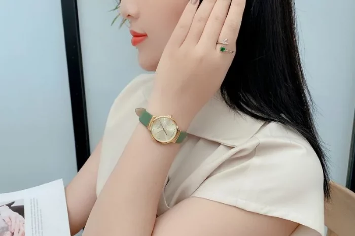 Top 10 mẫu đồng hồ nữ bán chạy nhất năm 2026: Vẻ đẹp tinh tế hợp lý cho phái đẹp